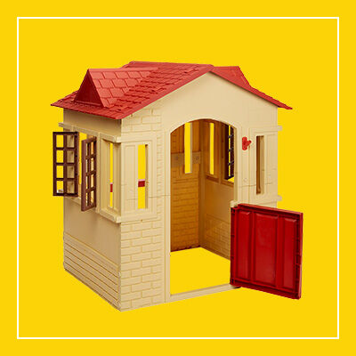 Playhouses & Outdoor Furniture