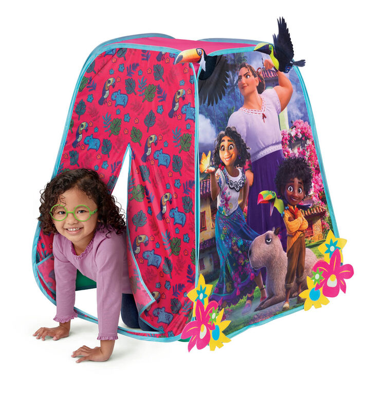 Encanto Roleplay Tent