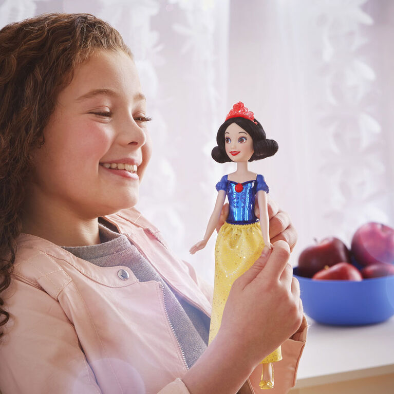 Disney Princess Royal Shimmer Snow White Doll