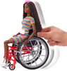 Barbie - Fashionistas - Poupée, fauteuil roulant, cheveux bruns
