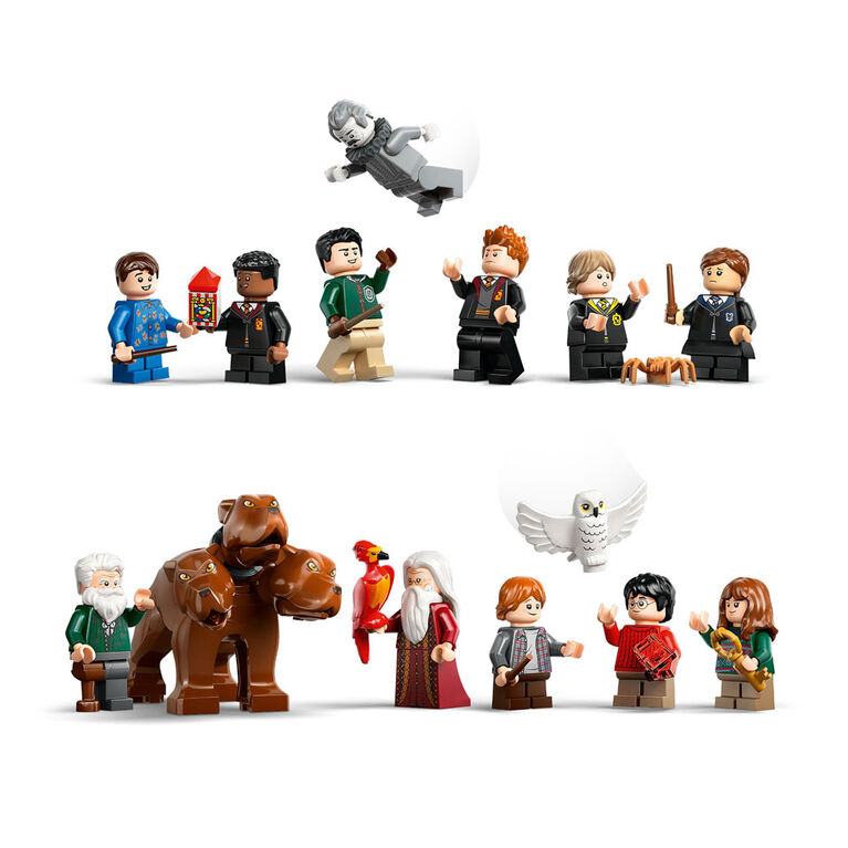 LEGO Harry Potter Hogwarts Castle: The Main Tower - Kids Toy - Playset for Boys and Girls 10+ - 76454