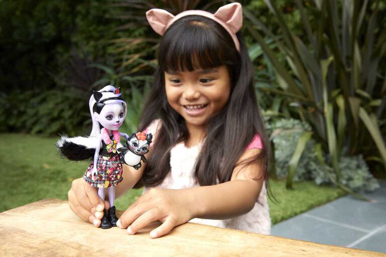 Mini-poupée Enchantimals Sage Moufette et son Amie Caper la Moufette - Notre exclusivité