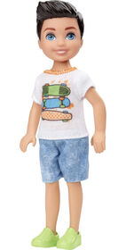 Barbie Club Chelsea Boy Doll (6-inch Brunette) with Skateboard Shirt and Shorts