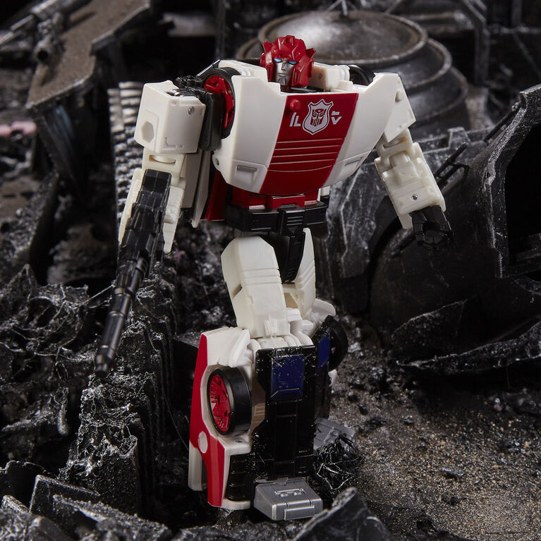 Transformers Generations War for Cybertron - Deluxe WFC-S35 Red Alert