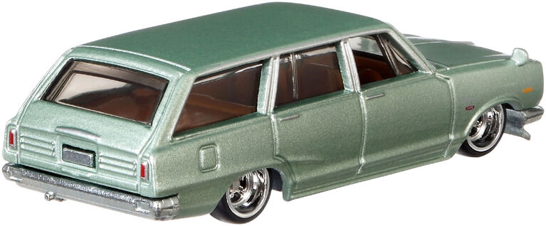 Hot Wheels Nissan Skyline Wagon Vehicle