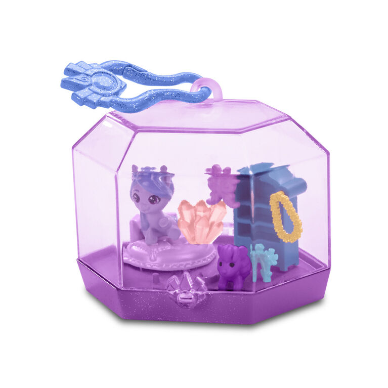 My Little Pony Mini World Magic Crystal Keychain Izzy Moonbow