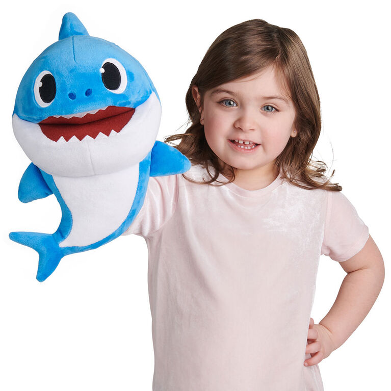 Pinkfong Baby Shark Song Puppet with Tempo Control - Daddy Shark