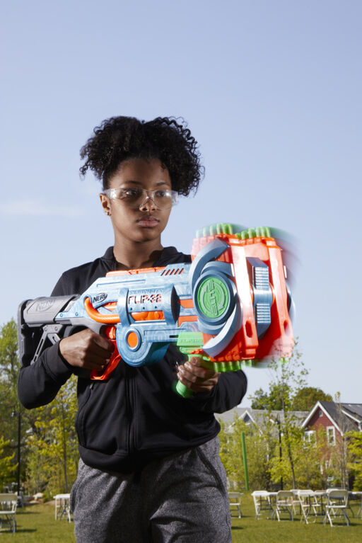 Nerf Elite 2.0, blaster Flipshots Flip-32, 2 fois 16 canons pivotants, capacité de 32 fléchettes - Notre exclusivité