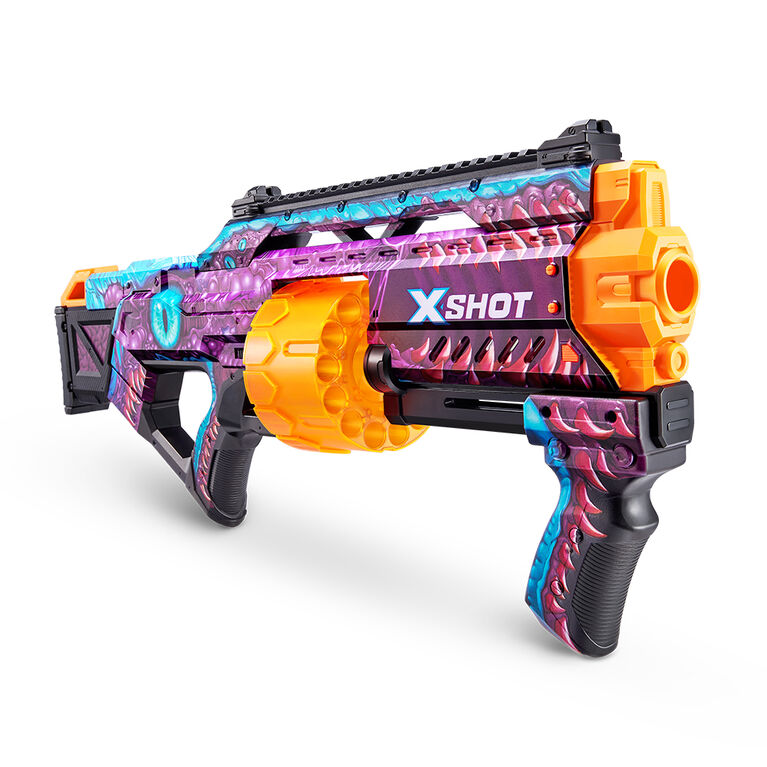 X-Shot Skins Last Stand Dart Blaster (16 Darts) by ZURU