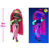 LOL Surprise OMG Dance Dance Dance Virtuelle Fashion Doll with 15 Surprises Including Magic Blacklight, Shoes, Hair Brush, Doll Stand and TV Package