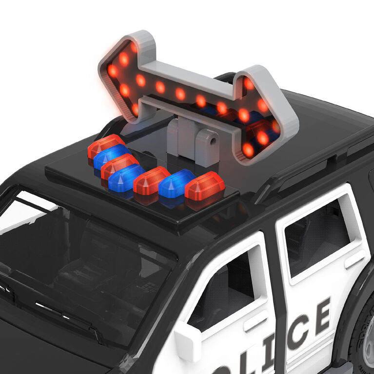 Driven, Véhicule de police avec lumières et sons