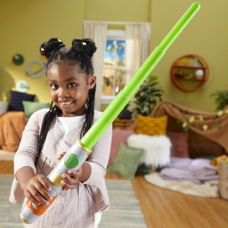 Star Wars Young Jedi Adventures, Kai Brightstar Green Extendable Lightsaber, Star Wars Toys for Preschoolers