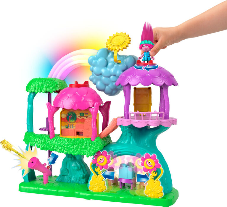 Imaginext DreamWorks Trolls Lights and Sounds Rainbow Treehouse Playset with Poppy, 7 Pieces - R Exclusive