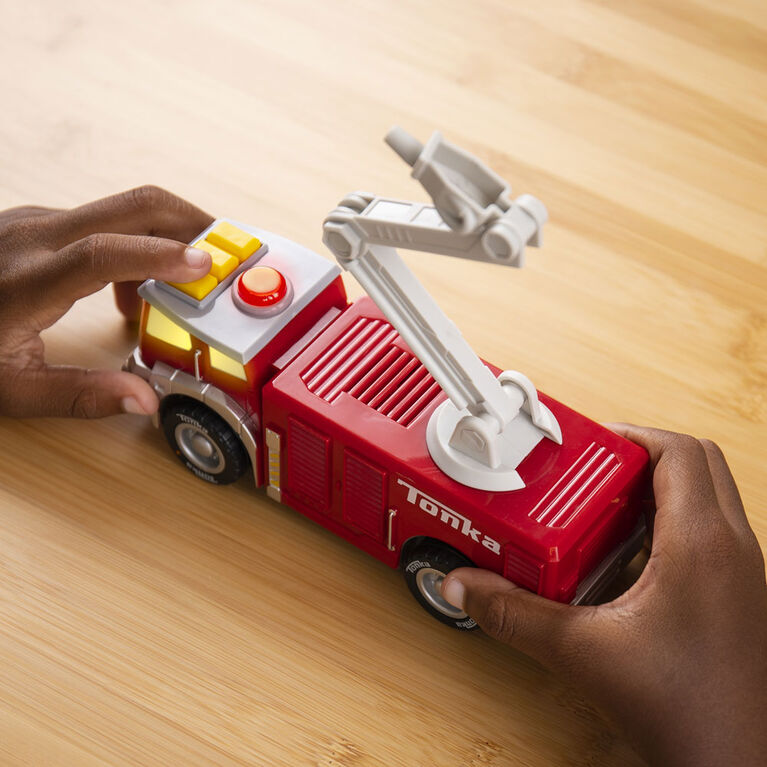 Tonka - Mighty Force L & S Nozzle Truck