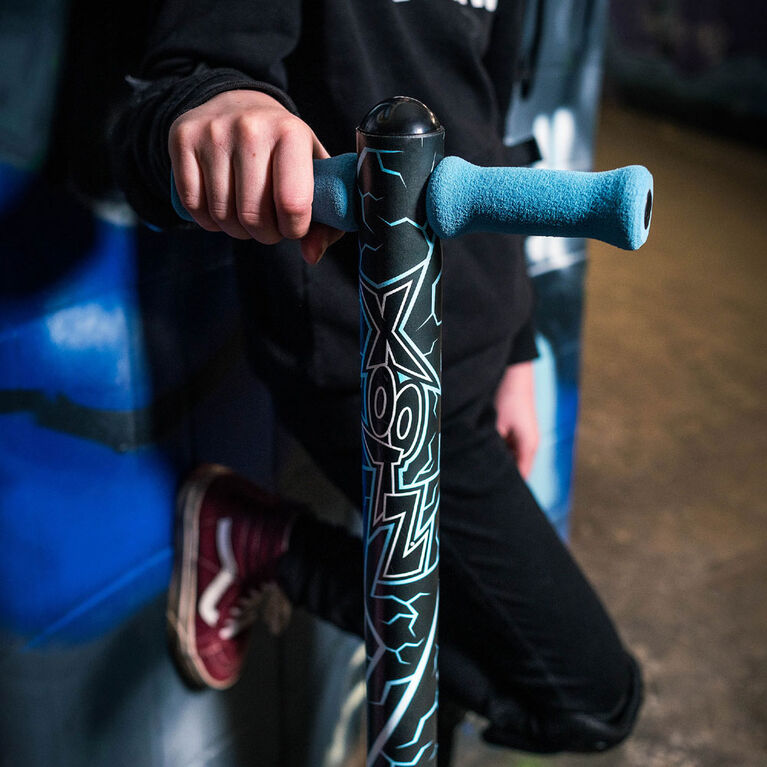 XOOTZ Pogo Stick Volt, Blue/Black