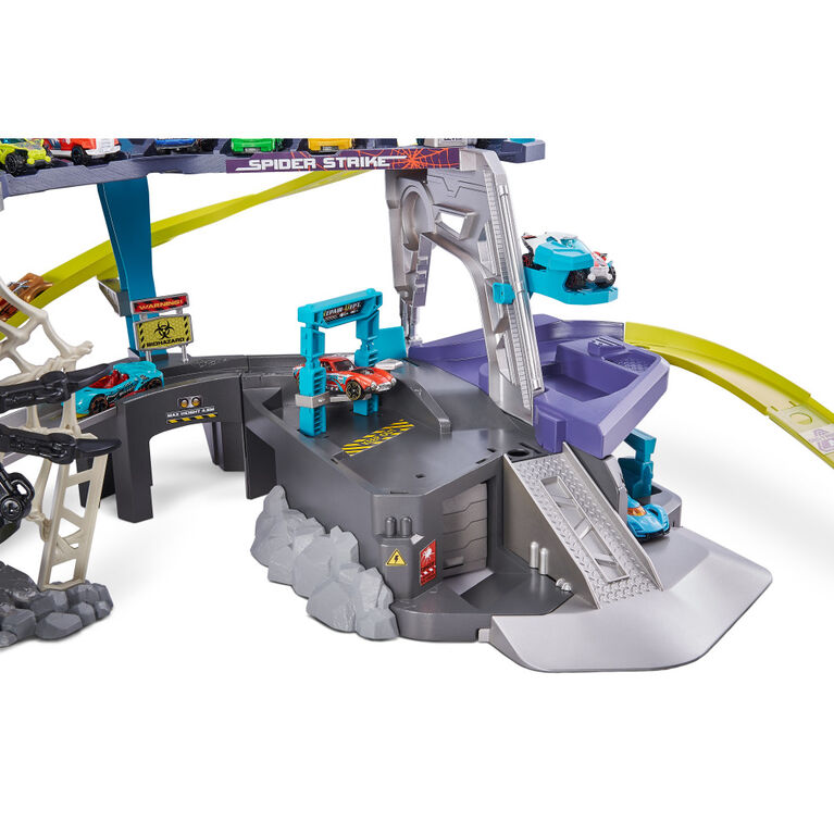 Metal Machines Spider Strike Garage Playset by Zuru