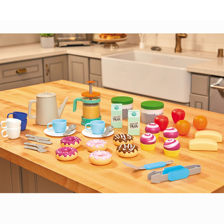 Little Tikes Real Wood Café and Bakery Exclusive Roleplay Kitchen Cook and Serve With Realistic Lights and Sounds and Dual-Sided Play