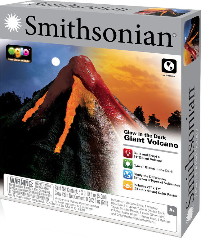 Smithsonian Volcan g ant avec de la lave luisant dans l Smithsonian Volcan g ant avec de la lave luisant dans l