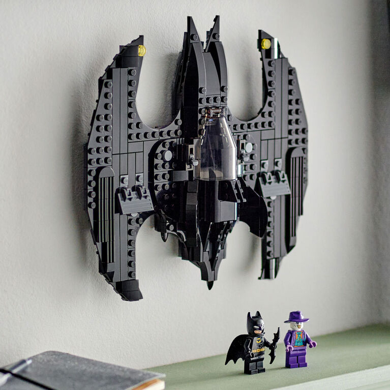 LEGO DC Batwing : Batman contre le Joker 76265 Ensemble de construction (357 pièces)