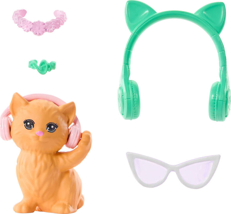 Barbie Mysteries: Beach Detectives Daisy Doll in Signature Outfit with Pet & Accessories