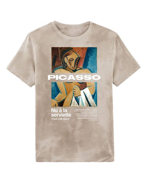 Picasso- Nude with towel- Sand T-Shirt
