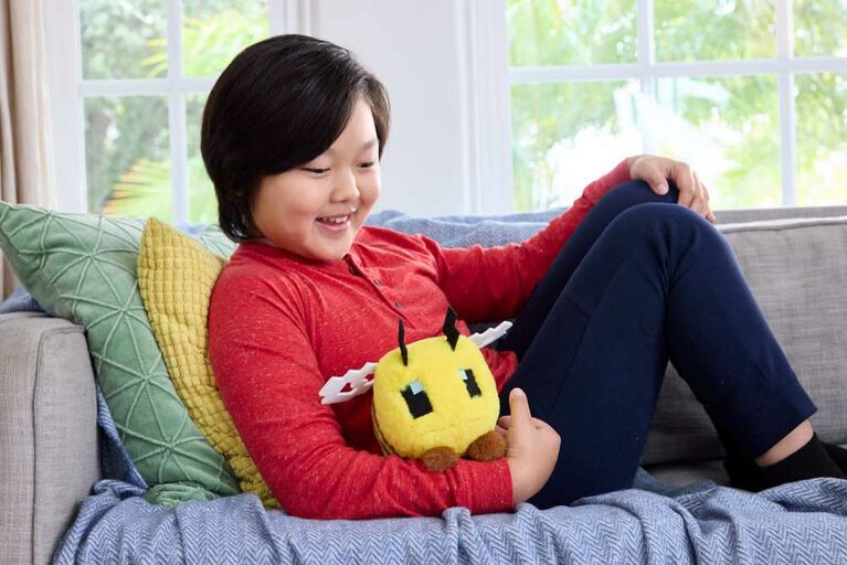 Minecraft Bee Plush Toy, 8-inch Collectible Soft Doll Inspired by A Minecraft Movie