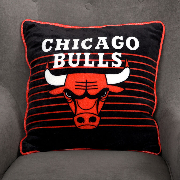 Coussin décoratif des Bulls de Chicago de la NBA, 18 po x 18 po