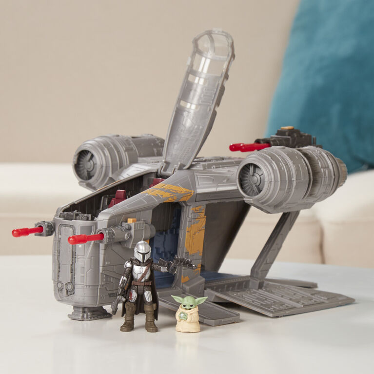 Star Wars Mission Fleet The Mandalorian The Child Razor Crest Outer Rim Run Deluxe Vehicle