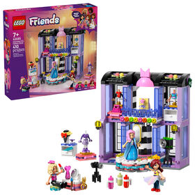 Ensemble LEGO Friends Le D&eacute;fil&eacute; de Mode de Heartlake City - Jouet de Simulation sur le Th&egrave;me de l'Habillement avec 3 Minipoup&eacute;es - 42685