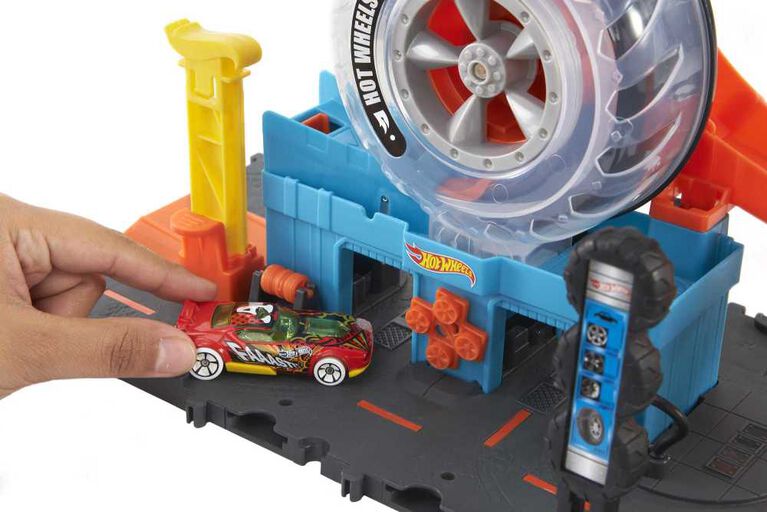 HotWheels -Coffret Circuit Boutique de pneus