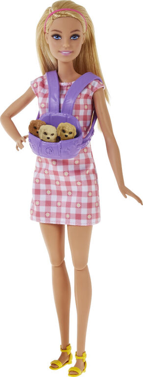 ​Barbie Doll and Newborn Pups Playset with Barbie Doll (Blonde, 11.5 in)