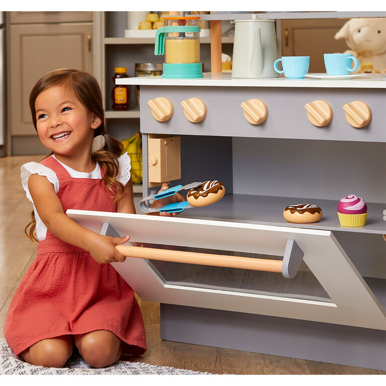 Little Tikes Real Wood Café and Bakery Exclusive Roleplay Kitchen Cook and Serve With Realistic Lights and Sounds and Dual-Sided Play