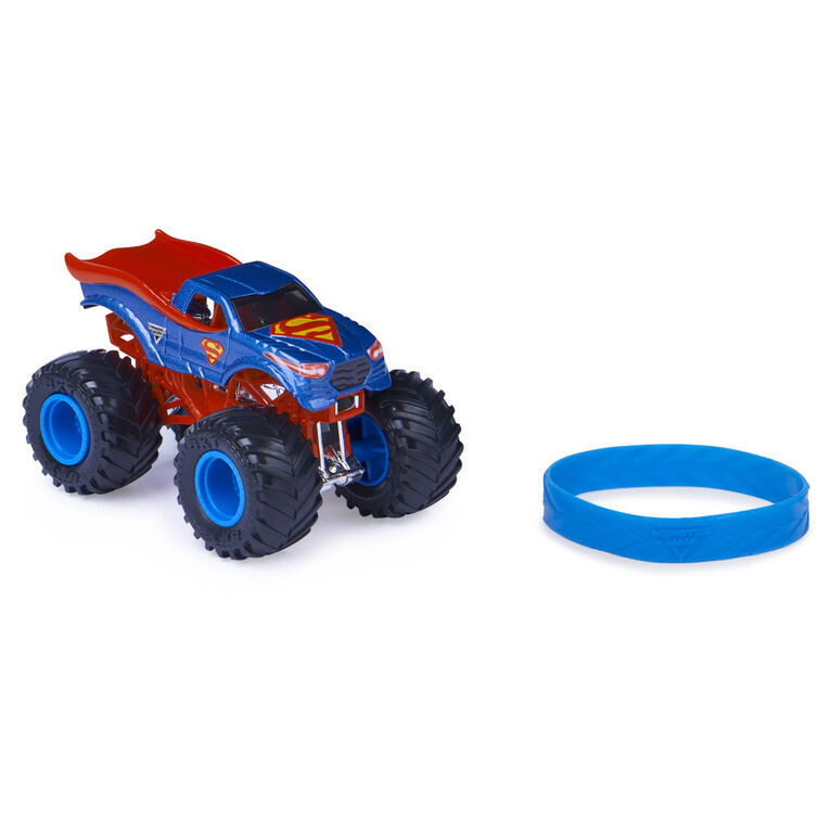 Monster Jam, Official Superman Monster Truck, Die-Cast Vehicle, Heroes and Villains Trucks Series, 1:64 Scale