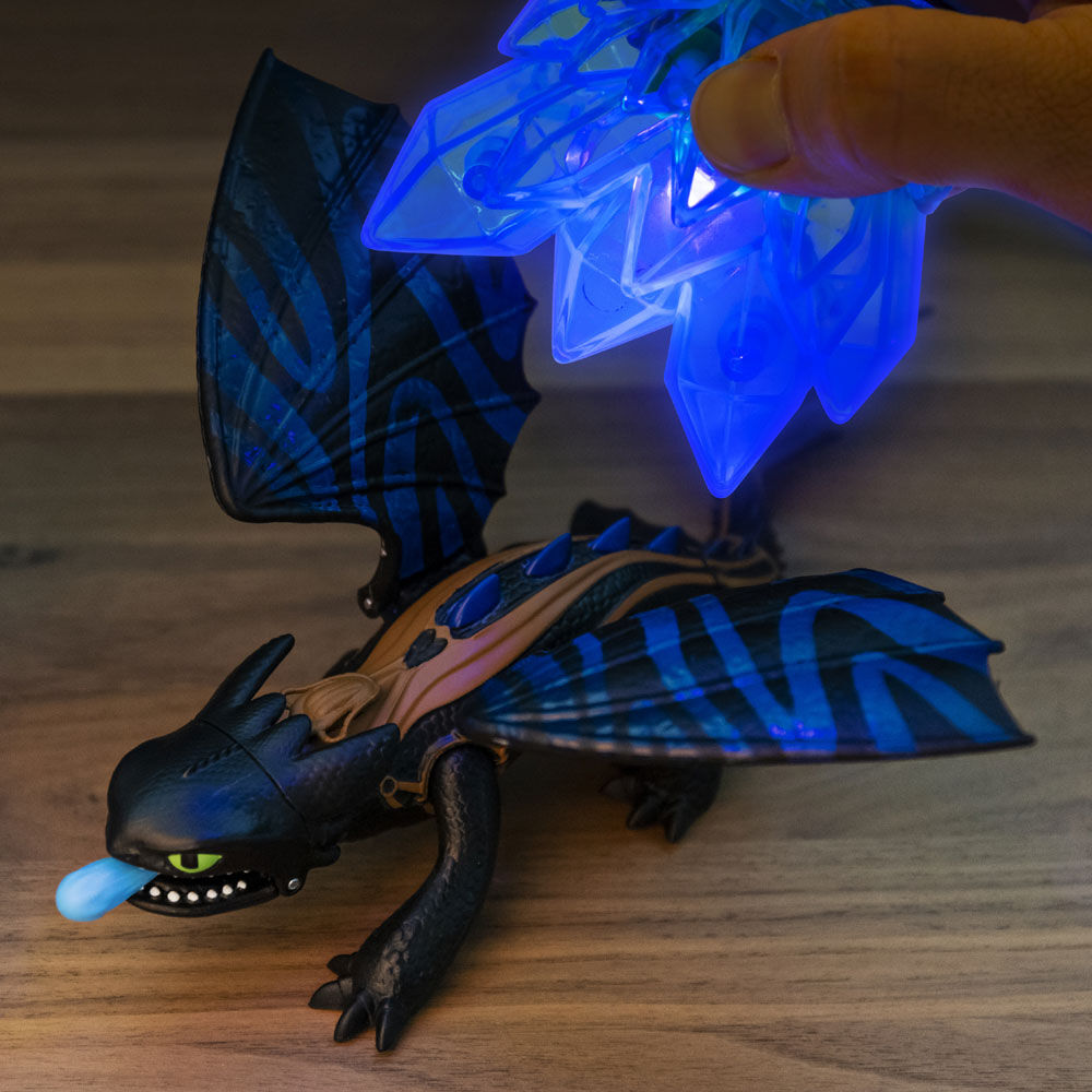 Toothless mini dragon 2025 figure