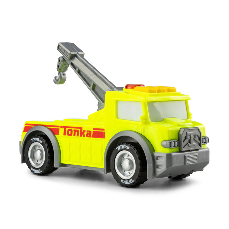 TONKA - MIGHTY FORCE Lights and  Sounds Tow Truck (Neon)