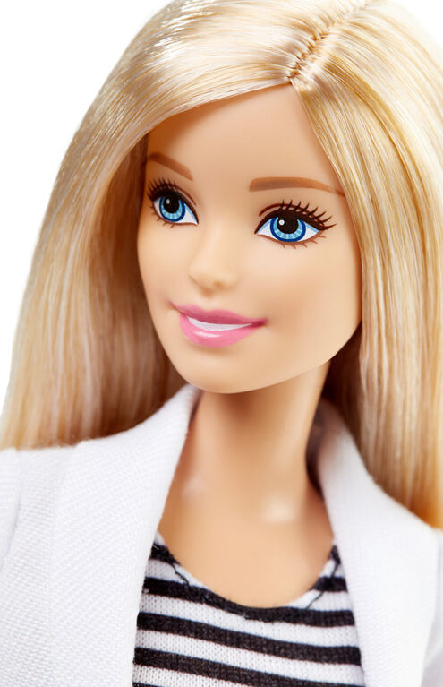 Barbie - Careers Dentist Doll & Playset