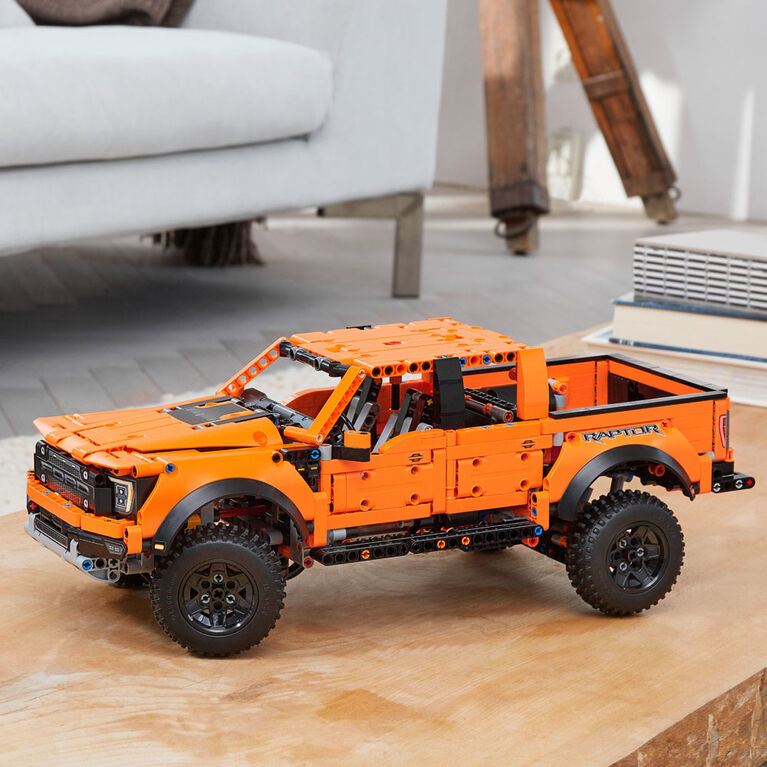 LEGO Technic Ford F-150 Raptor 42126 (1379 pieces)