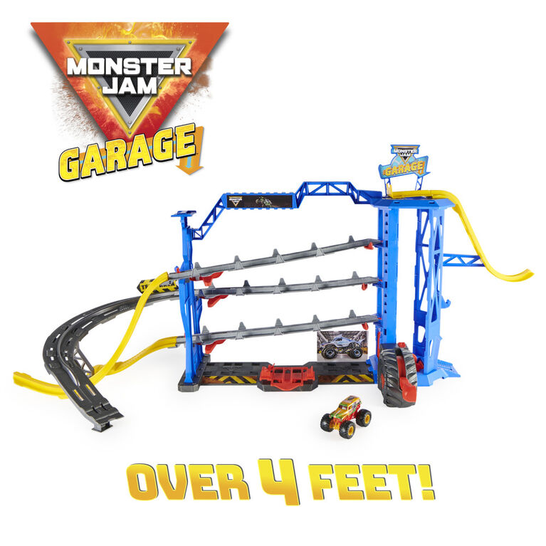 Monster Jam Garage Playset and Storage with Exclusive Grave Digger Monster Truck, Lights and Sounds