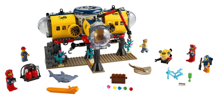 LEGO City Oceans Ocean Exploration Base 60265 - English Edition (497 pieces)