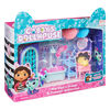 DreamWorks Gabby's Dollhouse, Primp and Pamper Bathroom with MerCat Figure, 3 Accessories, 3 Furniture and 2 Deliveries