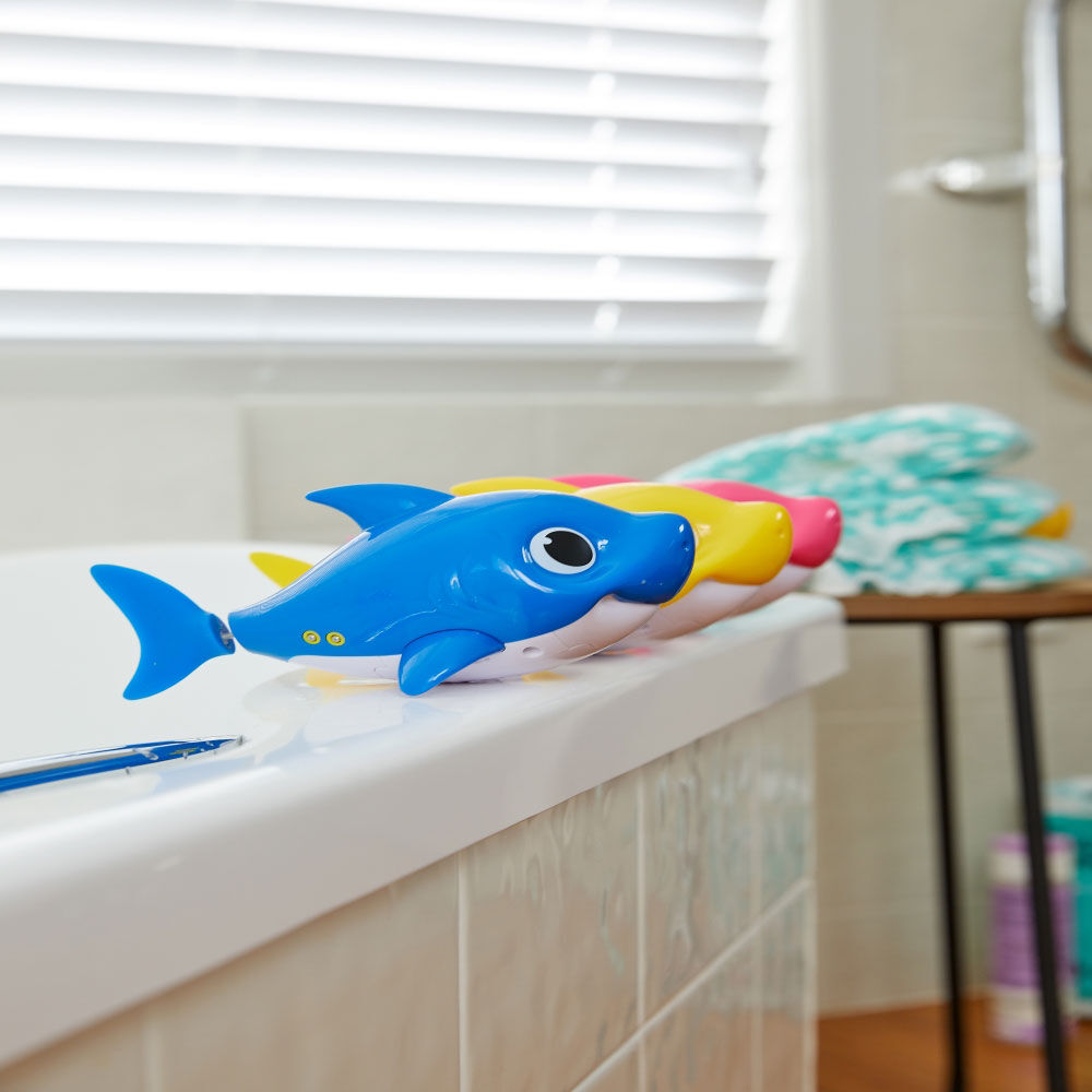 robo fish toys r us