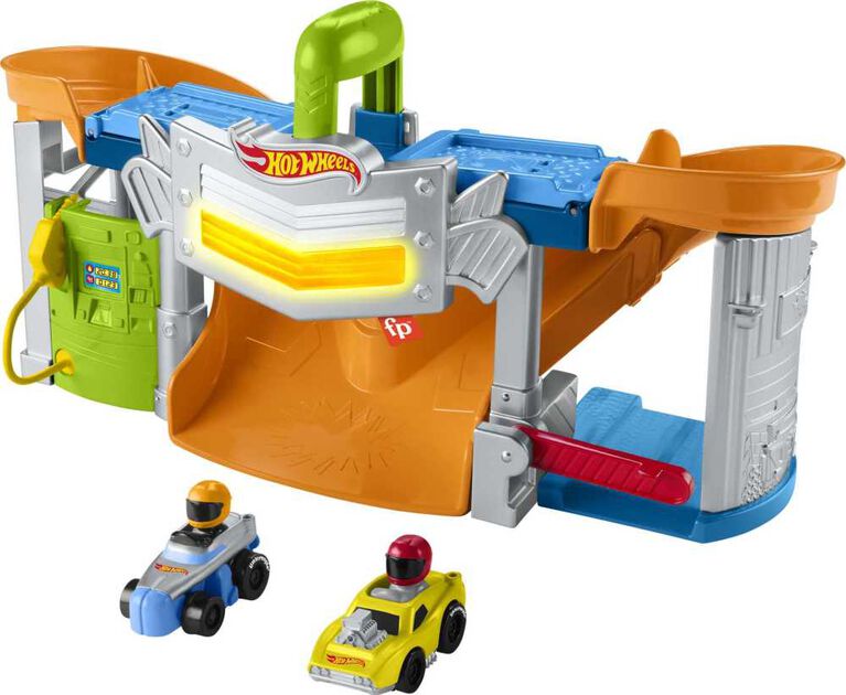 Fisher-Price Little People Hot Wheels Race Track for Toddlers, Race and Go Track Set