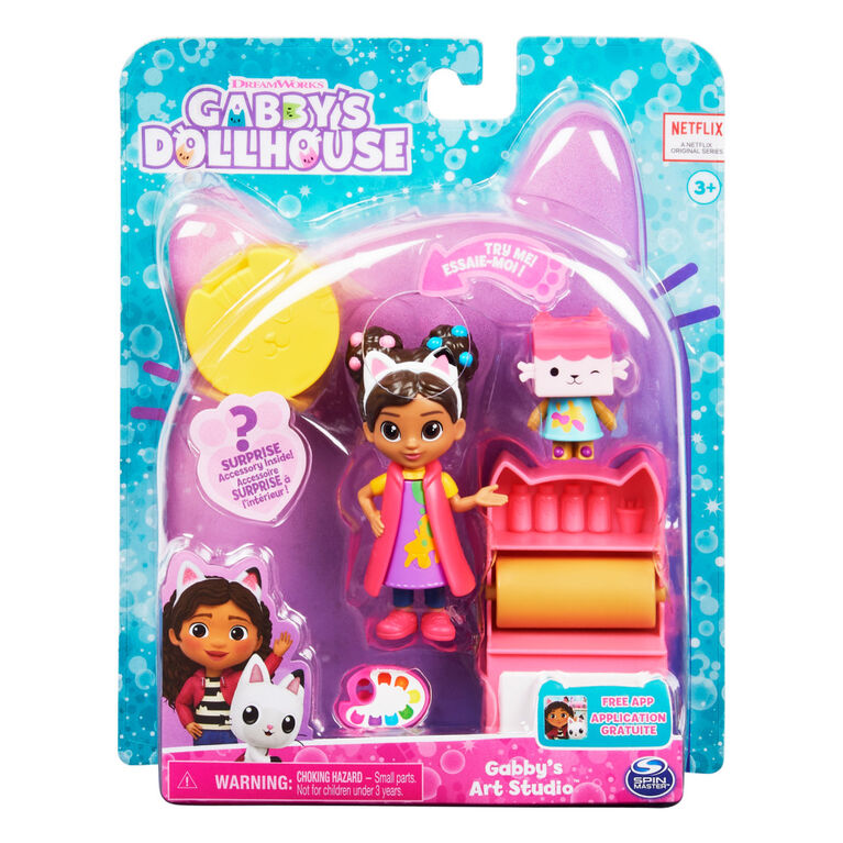 DreamWorks Gabby's Dollhouse, Art Studio Set with 2 Toy Figures, 2 Accessories, Delivery and Furniture Piece