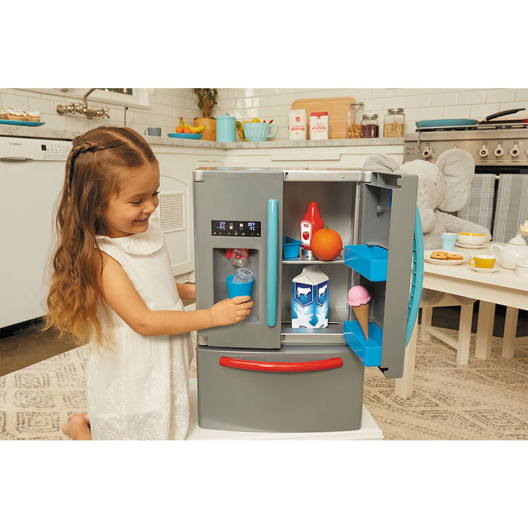 Little Tikes First Fridge Realistic Pretend Play Appliance for Kids - English Edition