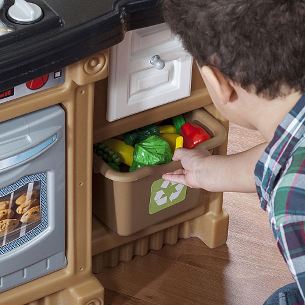 lifestyle custom kitchen playset