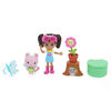 DreamWorks Gabby's Dollhouse, Flower-rific Garden Set with 2 Toy Figures, 2 Accessories, Delivery and Furniture Piece