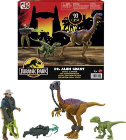 Jurassic Park Dr. Alan Grant Tactical Claw Figure Pack and 2 Dinosaurs