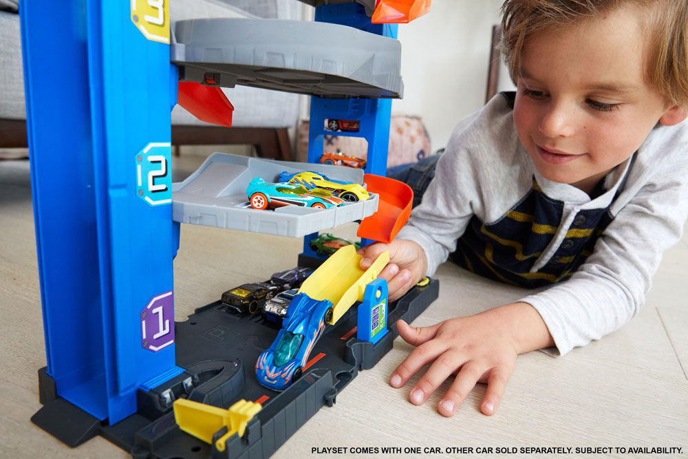hot wheels garage stunt