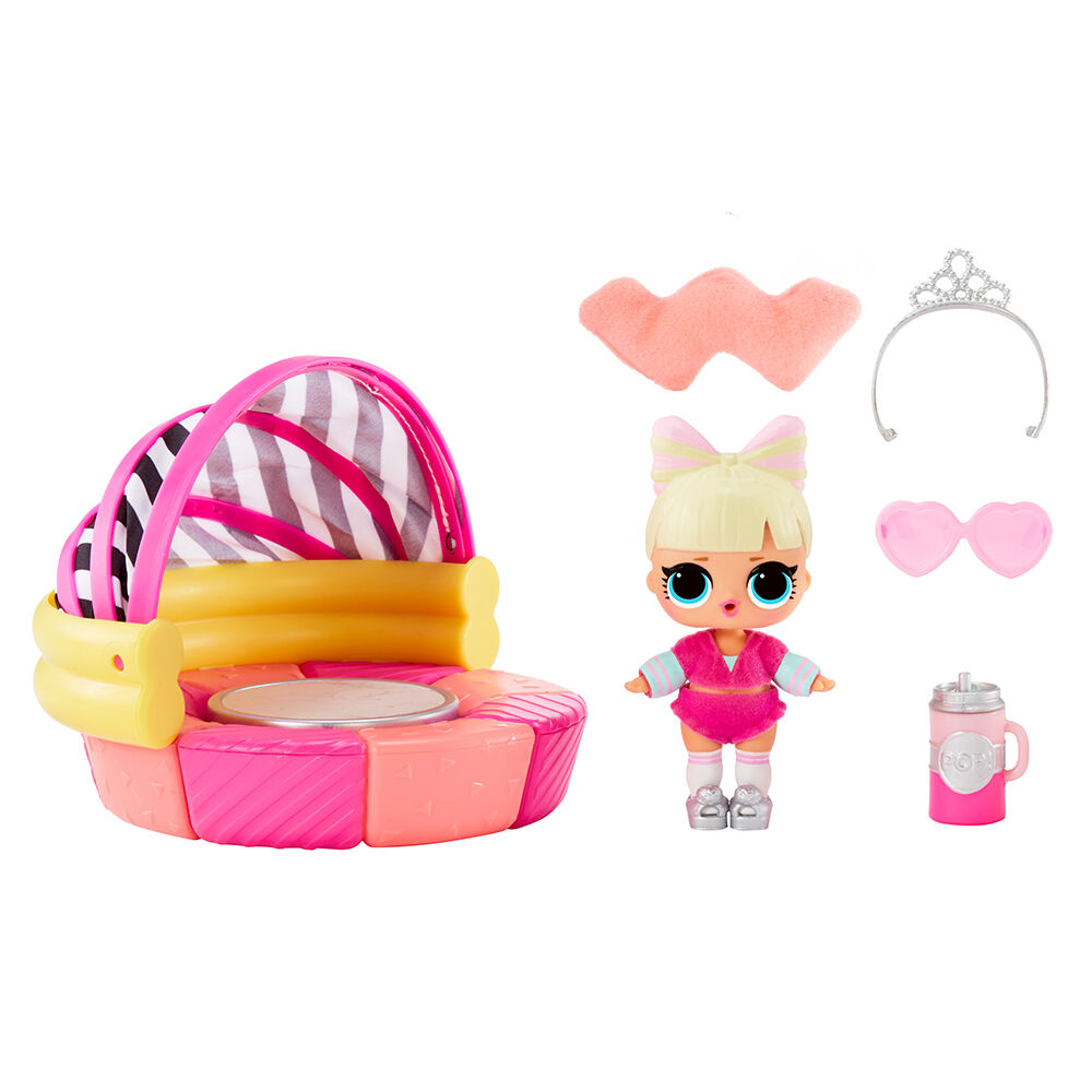 LOL Surprise OMG House of Surprises Daybed Playset with Suite Princess Collectible Doll