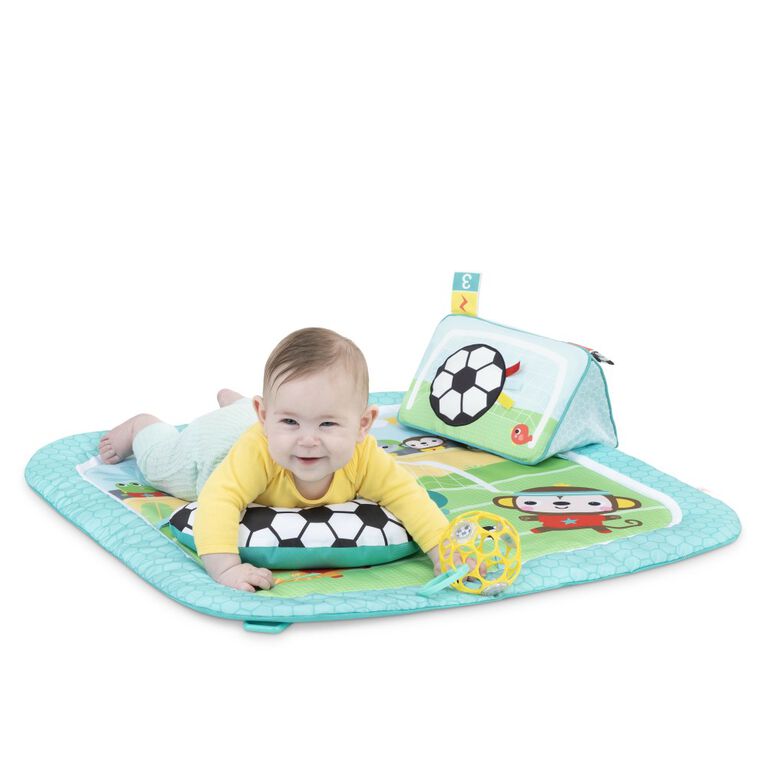 Tapis Grip & Kick Oball Activity Gym de Bright Starts